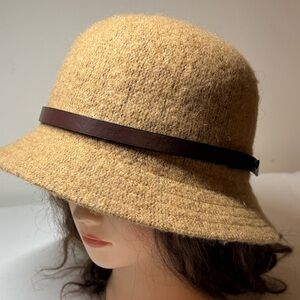 Unbranded Tan Wool Hat with Faux Band one Size